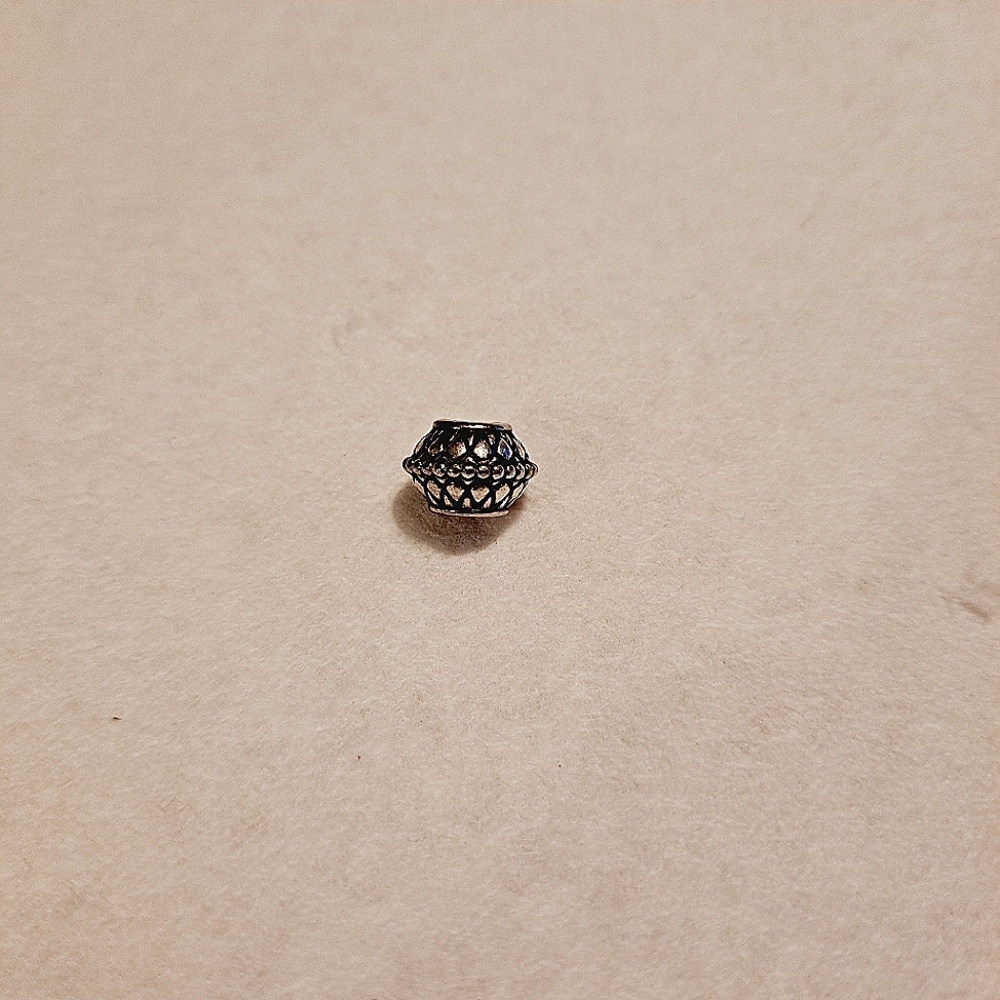 Pandora 925 ALE sterling silver "inner strength " bead/charm. Pre-owned. - Picture 3 of 4